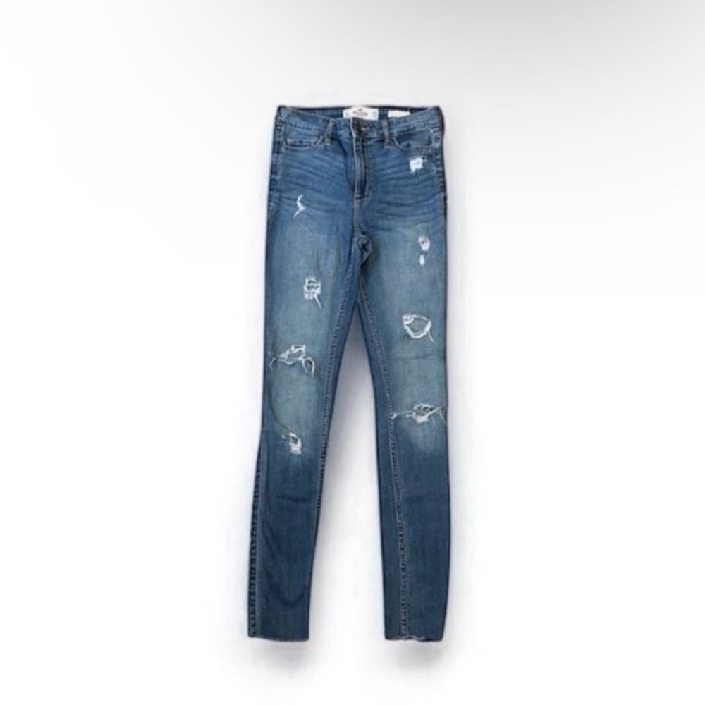 Hollister Medium Wash Distressed Jeans Size 1L